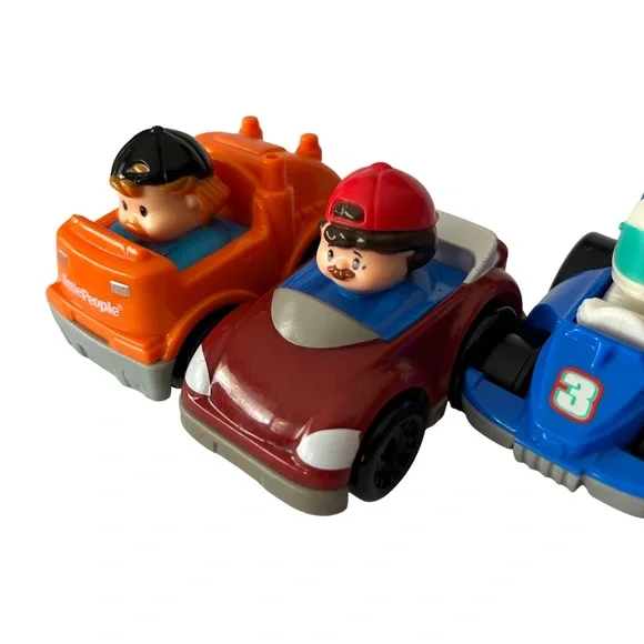 2/$30 ⭐️ Wheelies Bundle - 5 Little People Fisher-Price Wheelies - Picture 3 of 14